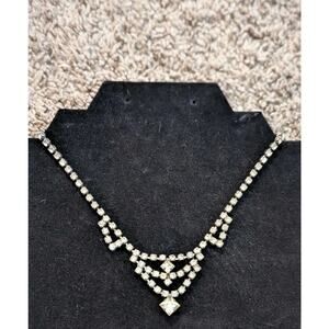 Vintage Silver Tone Clear Rhinestone V Drop Chevron Bib Necklace Square Center
